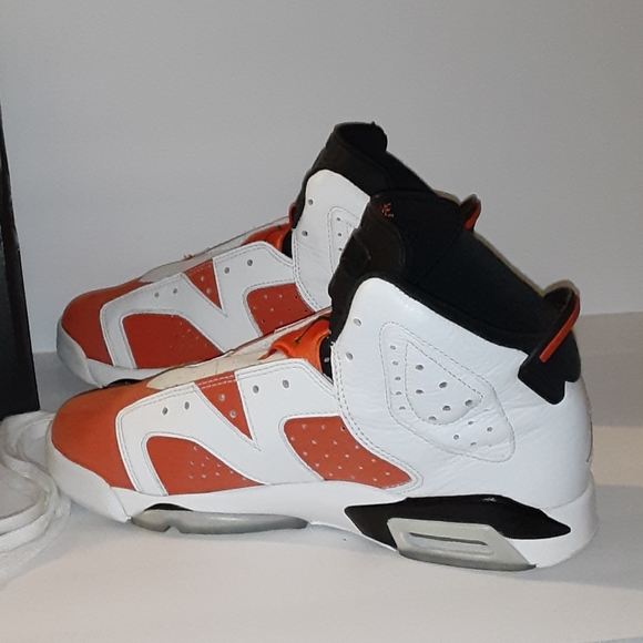AIR Jordan 6 Retro "Gatorade Like Mike" - size 7 - Picture 3 of 8